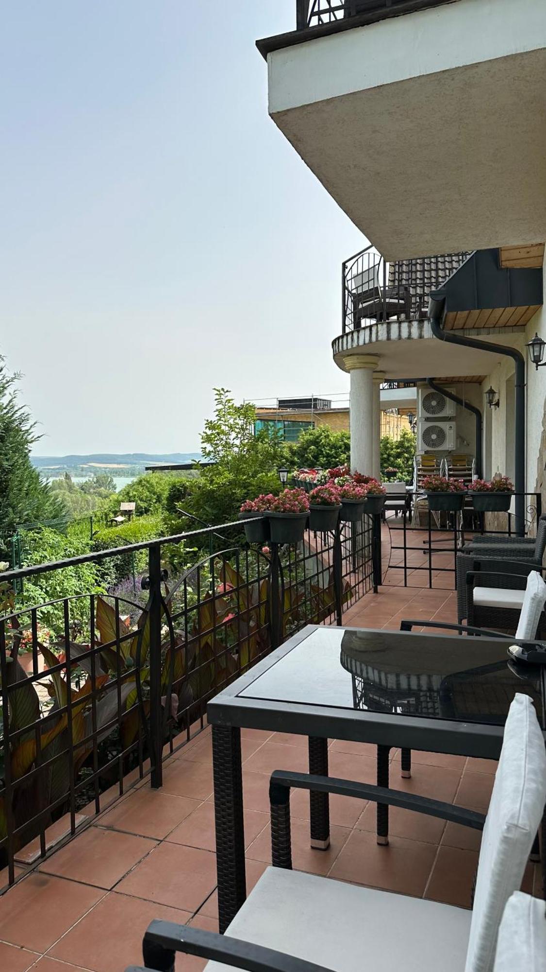 Hotel Navay Vendeghaz Tihany Exterior foto