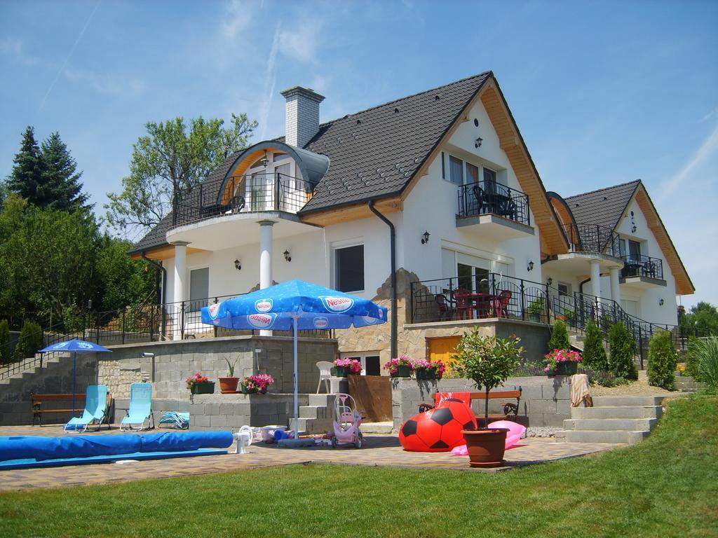 Hotel Navay Vendeghaz Tihany Exterior foto